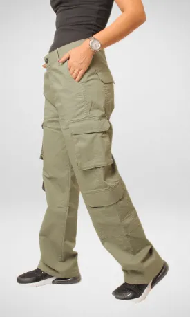 Bershka Cargo Pants 2023 - Olive Green