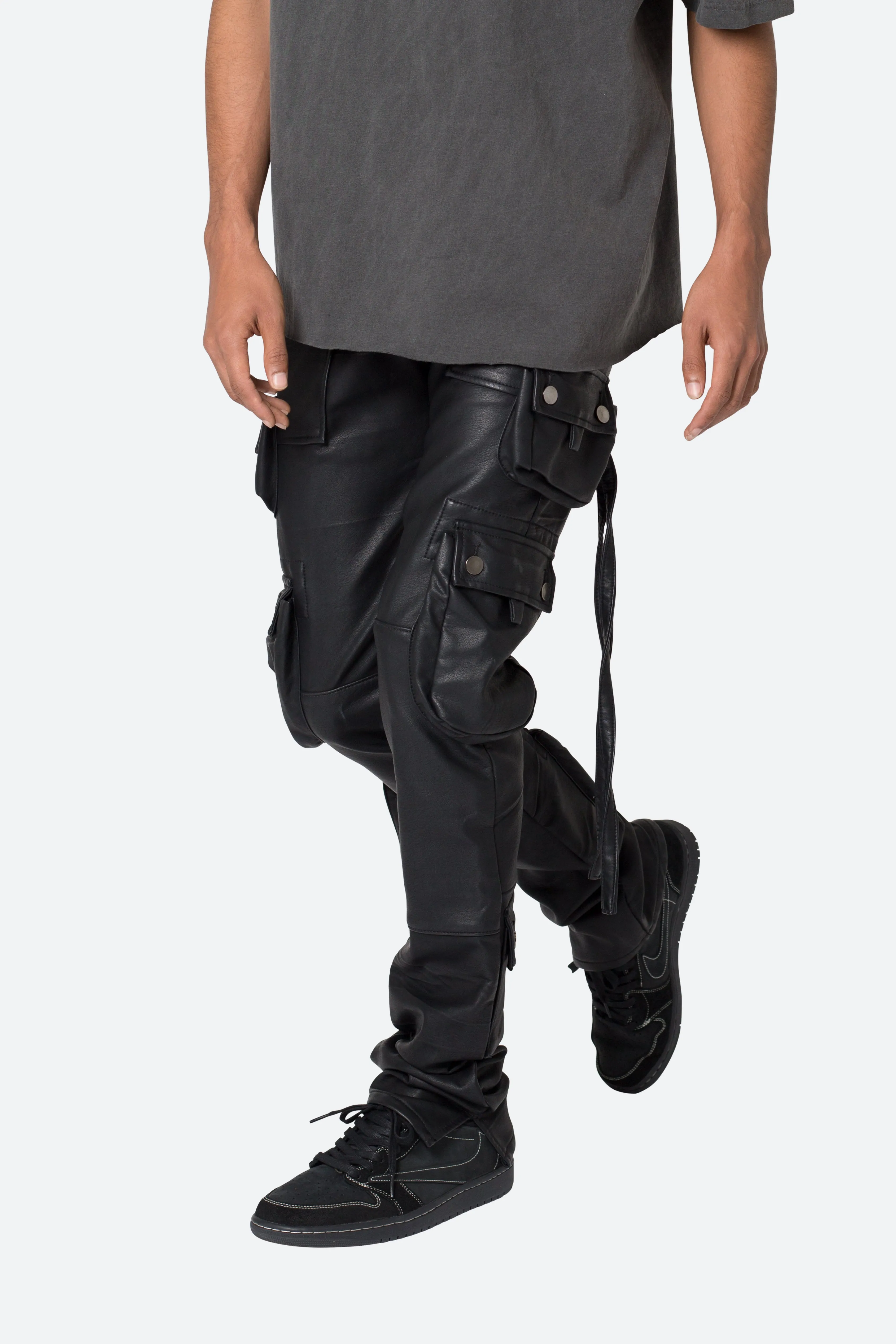 D152 Leather Cargo Pants - Black