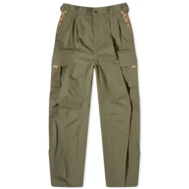 Sure! Heres an optimized title for your e-commerce product:

Luxury Gucci Khaki Cargo Pants for Men - Stylish Designer Streetwear