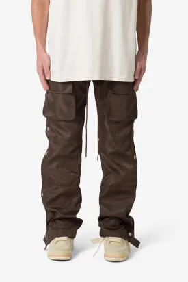 Stylish Brown Snap Front Cargo Pants for Men - Comfortable and Versatile Utility Trousers