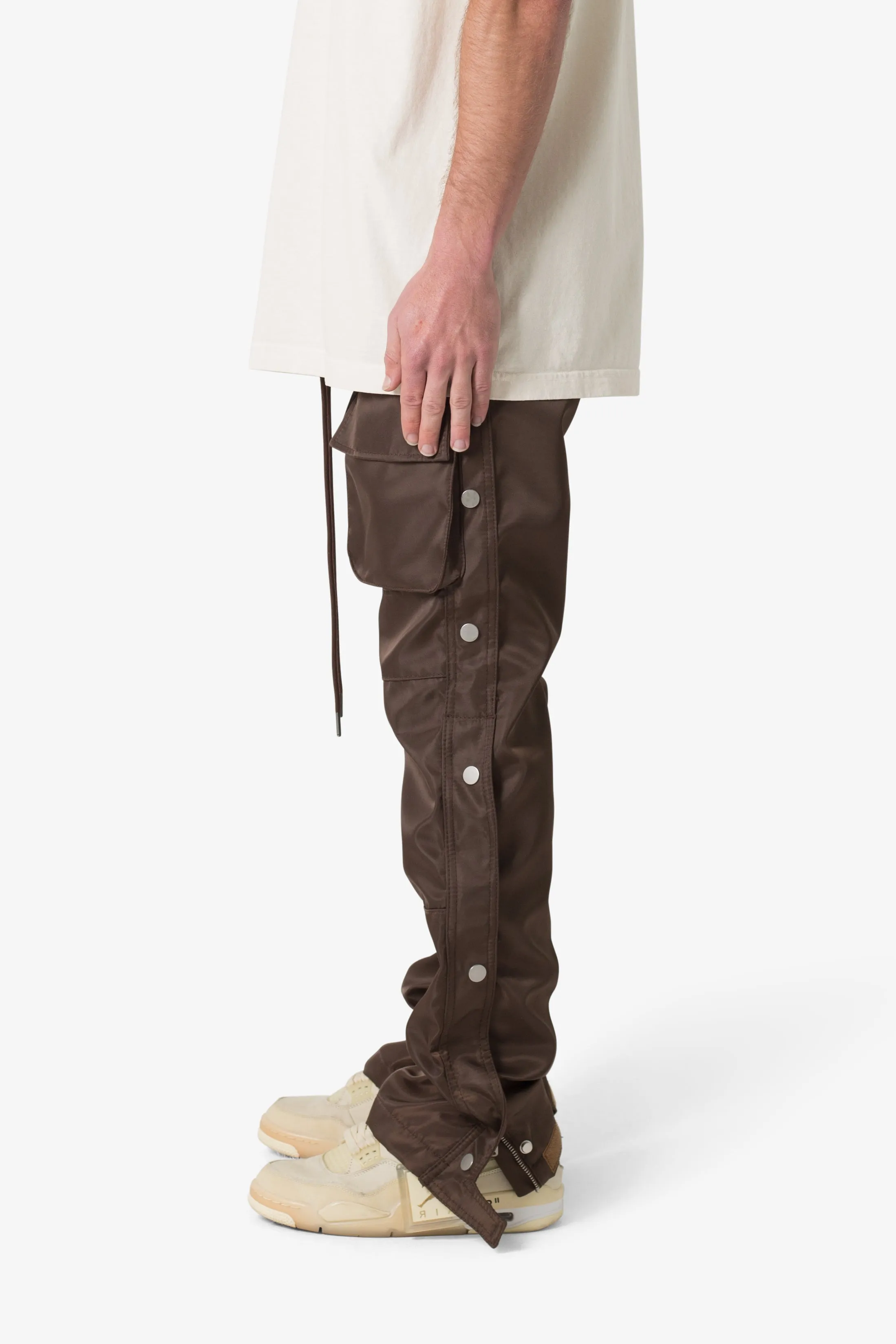 Stylish Brown Snap Front Cargo Pants for Men - Comfortable and Versatile Utility Trousers